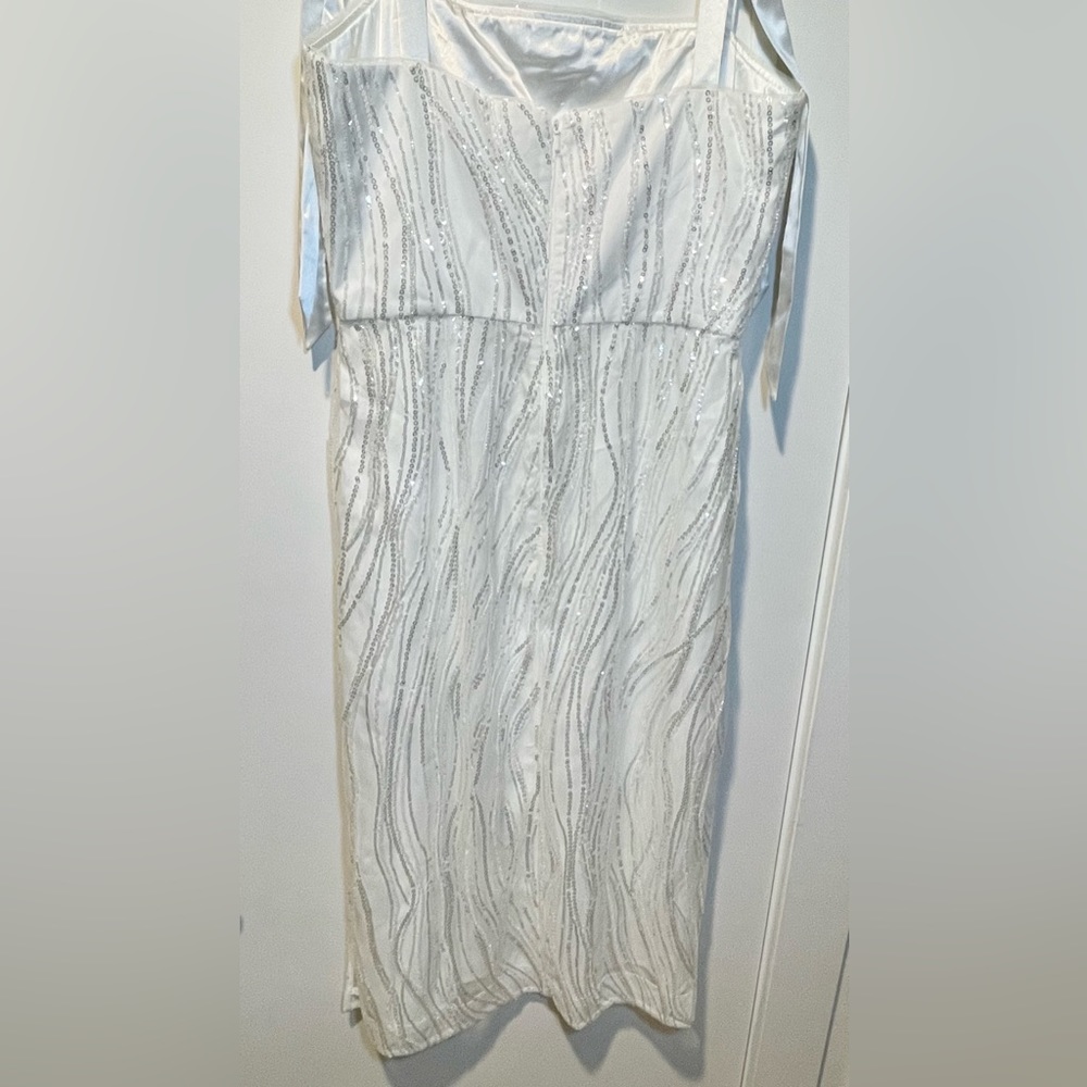 ML MONIQUE LHUILLIER Sequined Bow-Strap Midi Dress in white - Picture 10 of 12